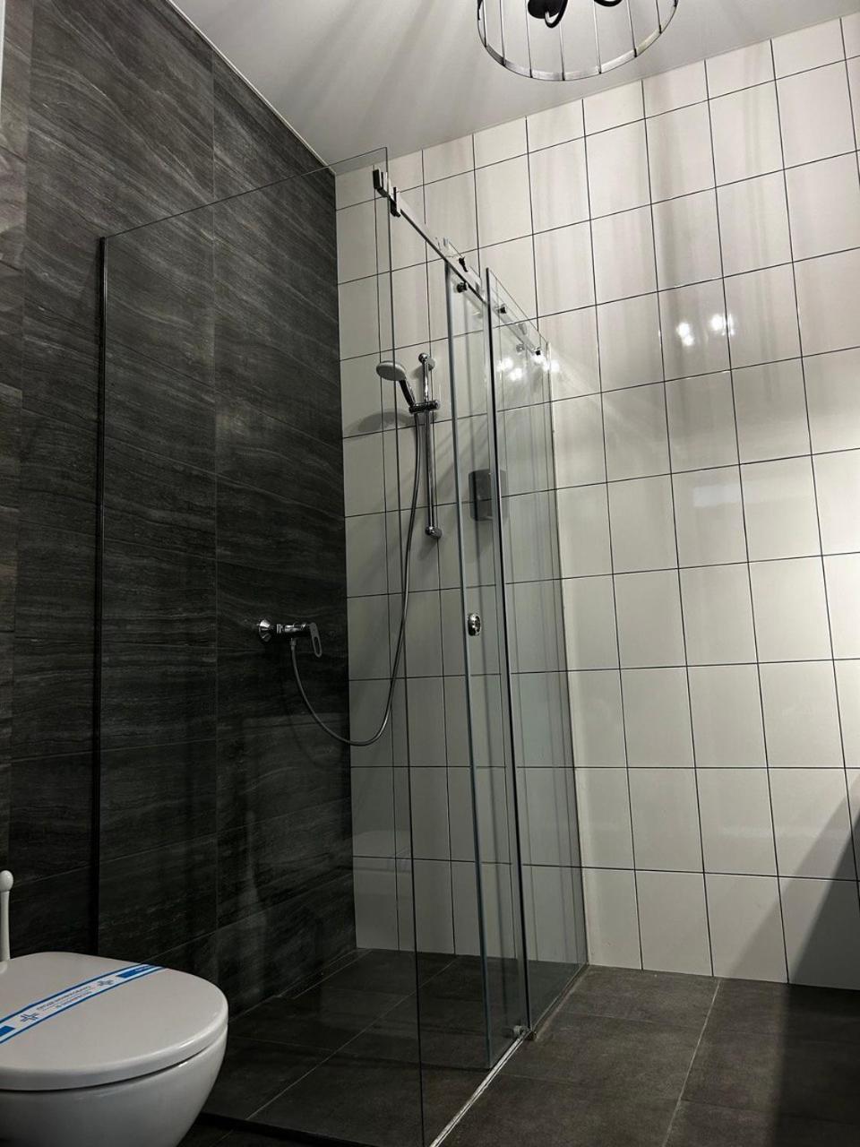 Gosudar Hotel Kropyvnytskyj Exteriör bild