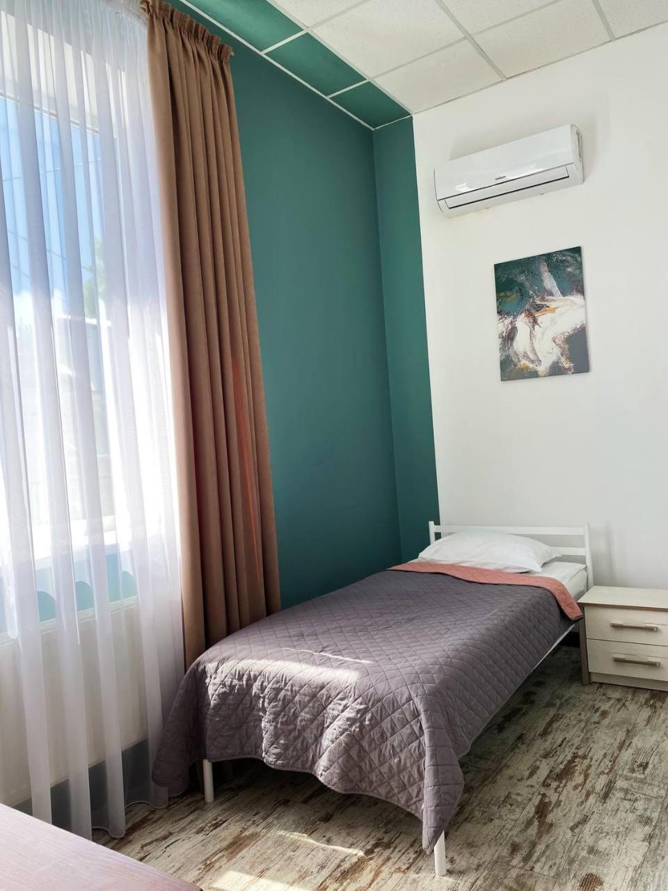 Gosudar Hotel Kropyvnytskyj Exteriör bild